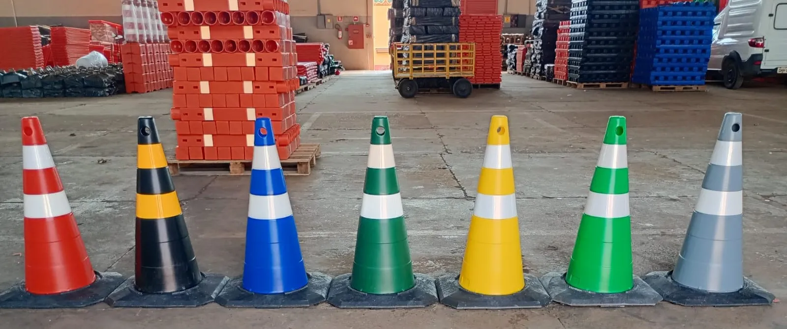 No momento, você está visualizando Sinalização Viária Personalizada: Como Atender às Necessidades Específicas dos Clientes